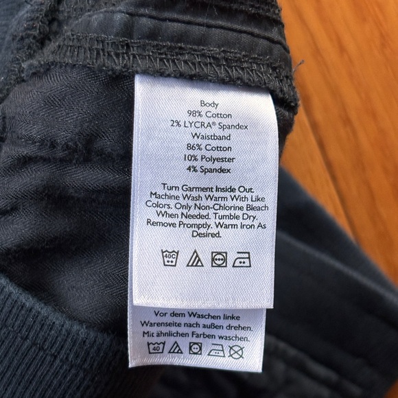 Eddie Bauer women’s black utility jogger with elastic waistband, size 8 - Picture 10 of 11